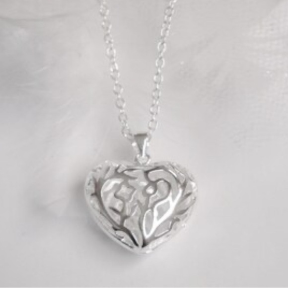 Jewelry - Silver Heart Pendant Necklace 925